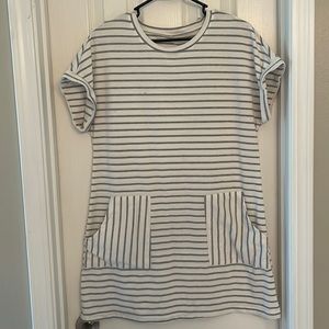 Adeline Clothing Grey & White striped cotton dress. Size Large.